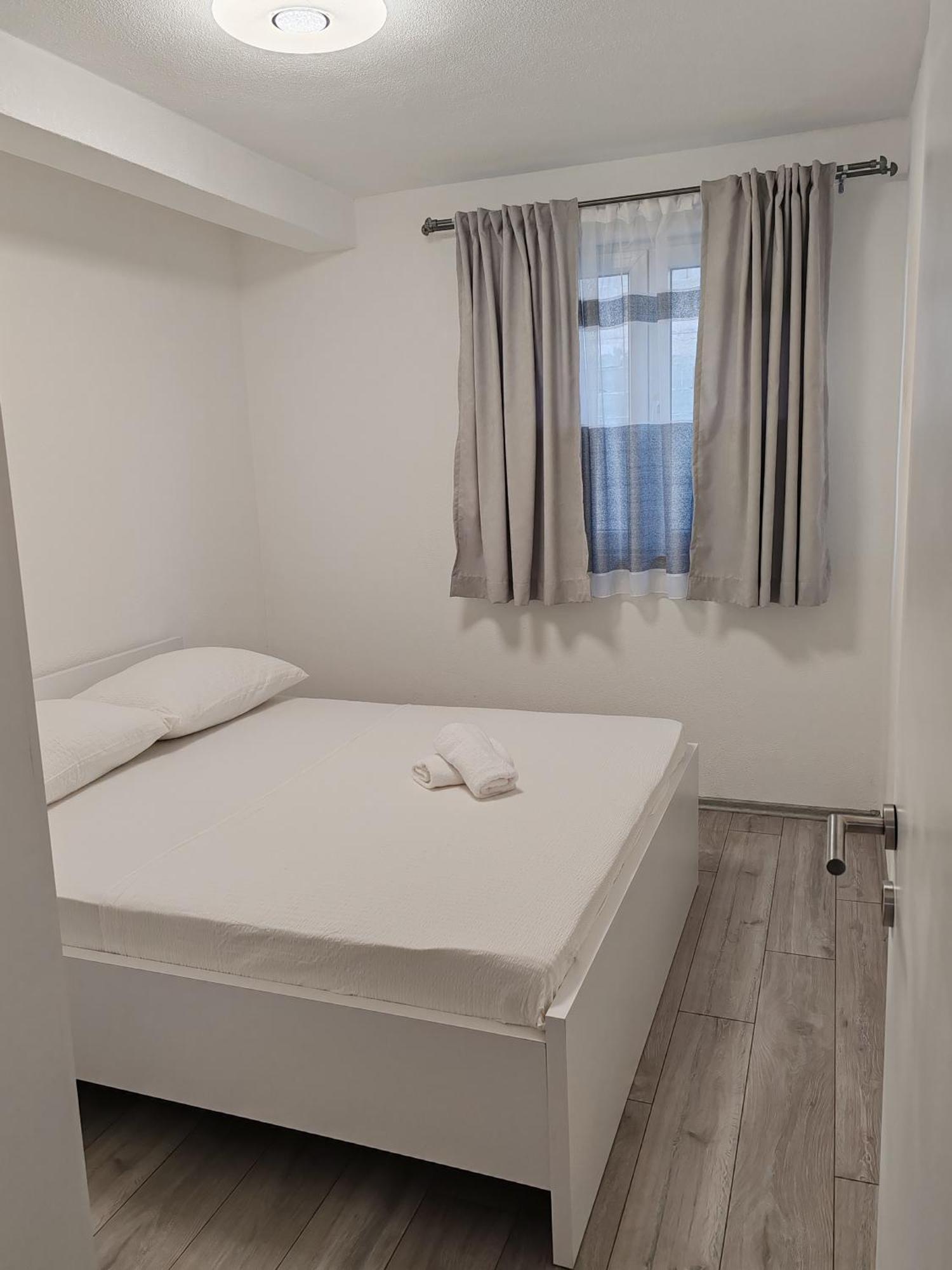 Apartman Iva 内乌姆 外观 照片