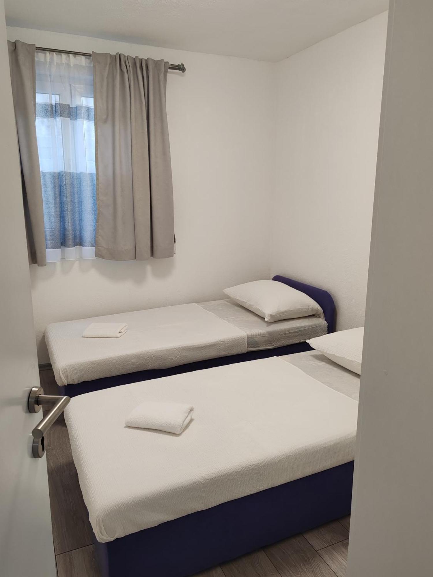 Apartman Iva 内乌姆 外观 照片