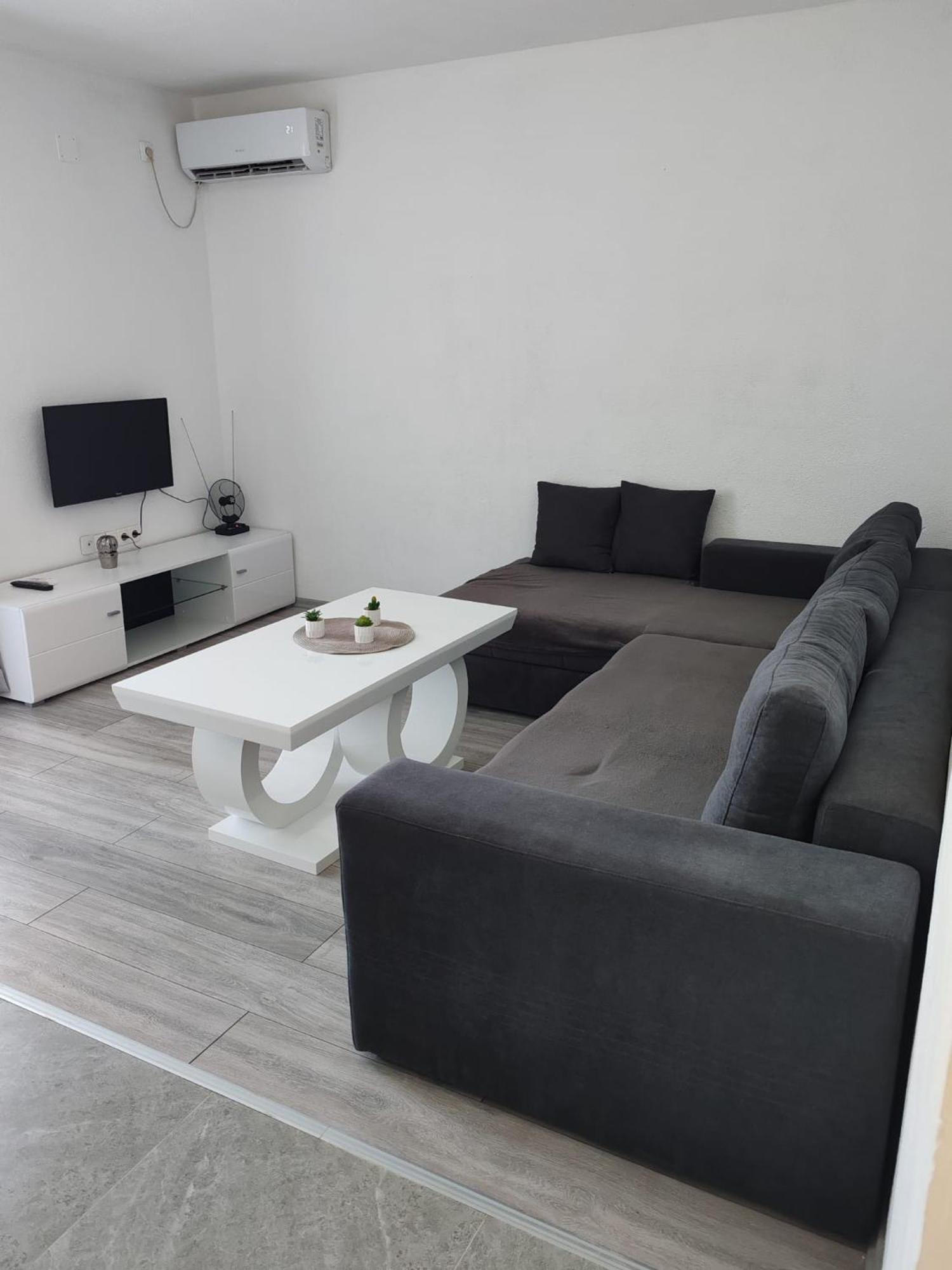 Apartman Iva 内乌姆 外观 照片