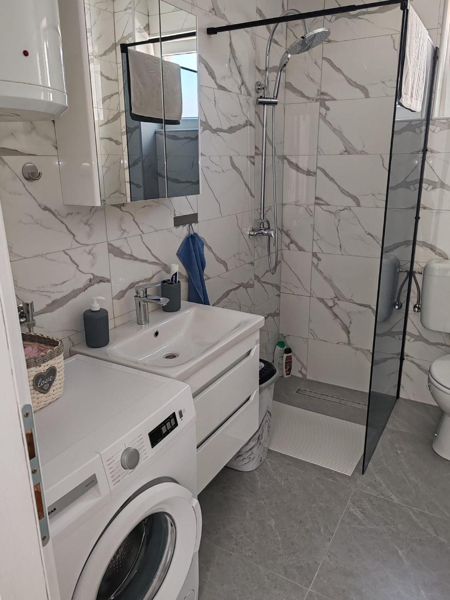 Apartman Iva 内乌姆 外观 照片