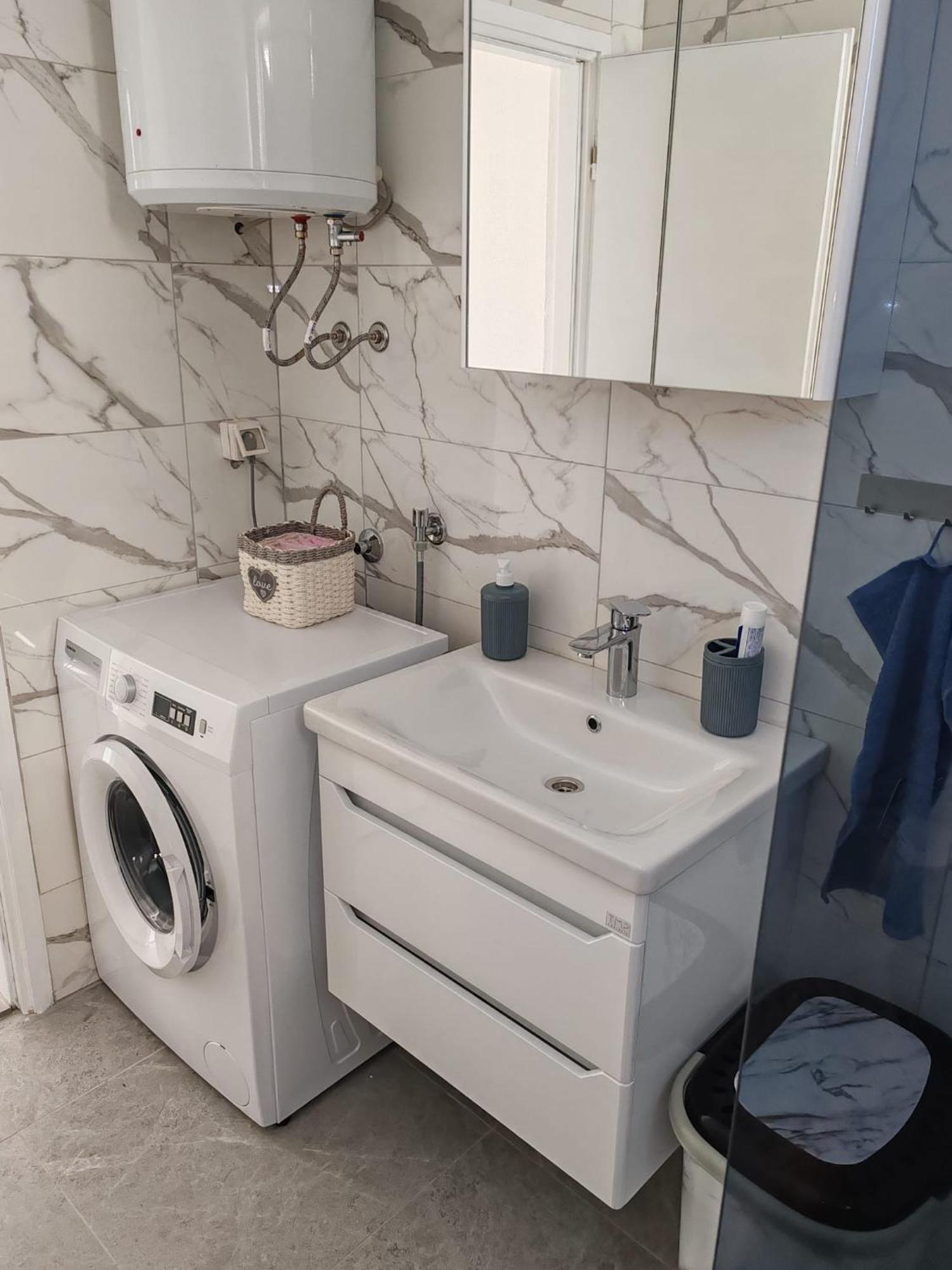 Apartman Iva 内乌姆 外观 照片